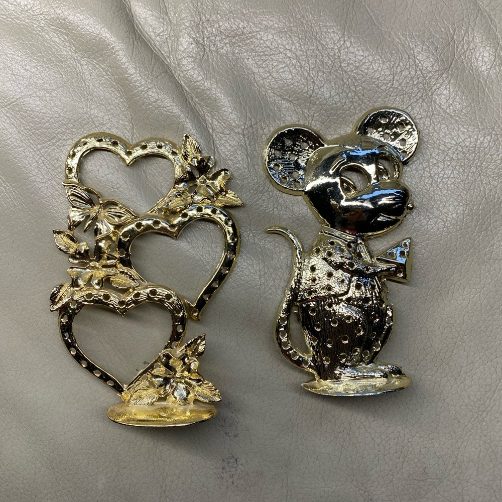 Metal gold tone heart shape & Mouse Earring holders